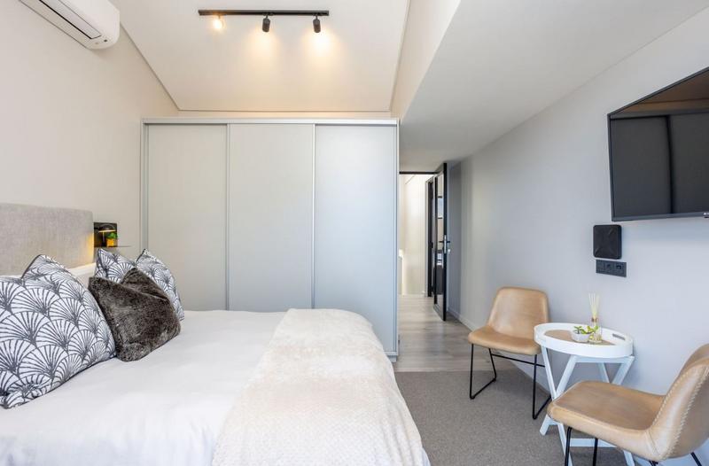 5 Bedroom Property for Sale in Camps Bay Western Cape